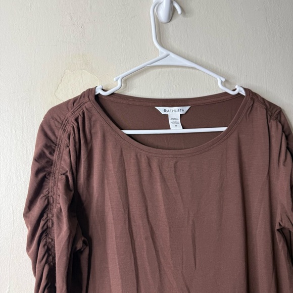 Athleta Brown Ruched Long Sleeve Active Athletic Cropped Top - Picture 2 of 5